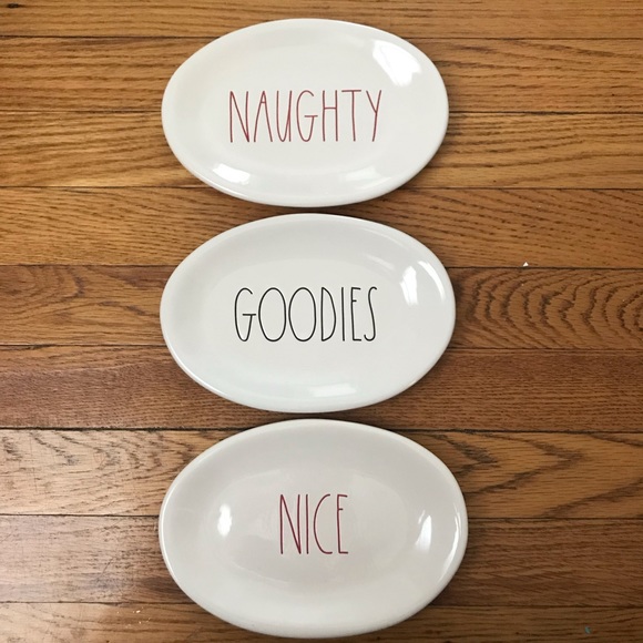 Rae Dunn Christmas Ovals - Picture 1 of 2